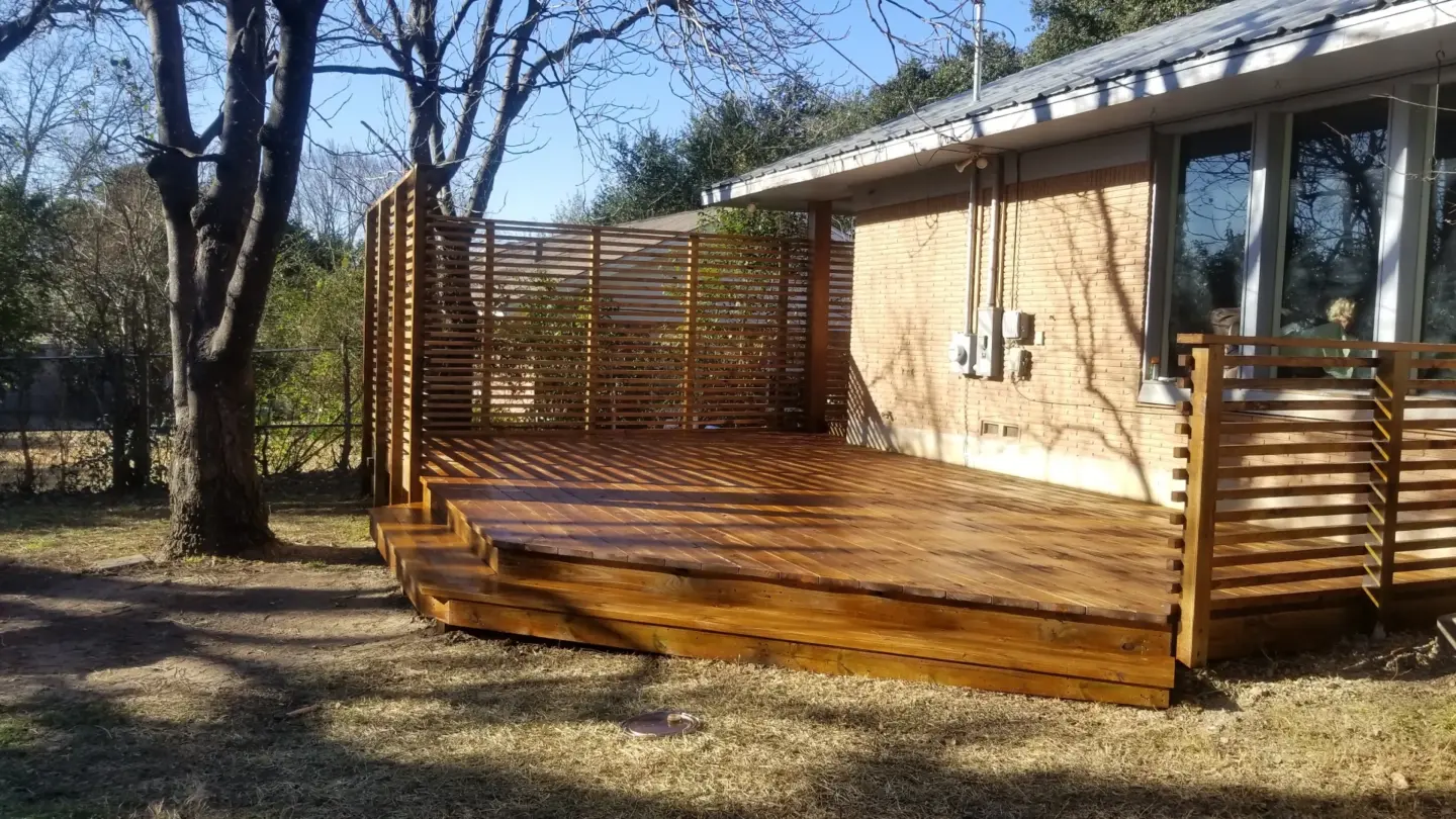 Custom Deck Builder Solutions