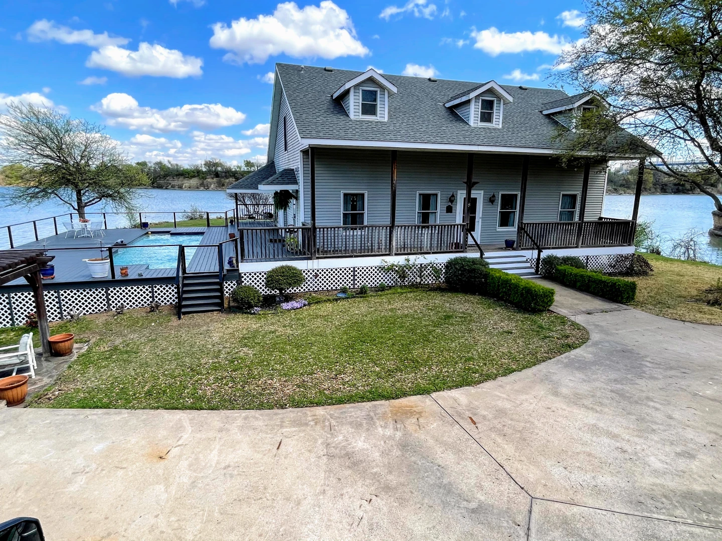 Professional Deck Maintenance: Beautify & Protect Your Investment in Benbrook, TX & DFW
