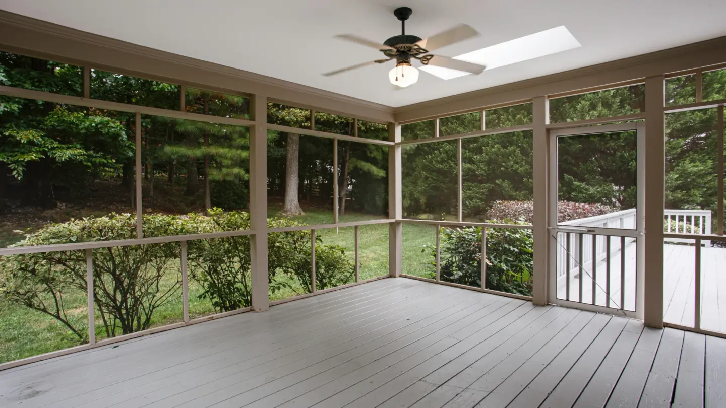 Screened-In Porches in Benbrook, TX | JCustom Deck and Patio