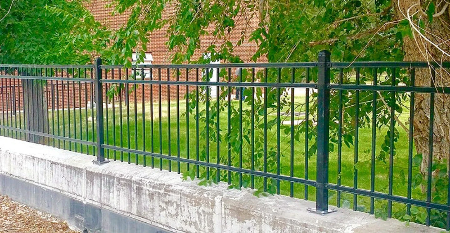 Why Choose JCustom Deck & Patio for Fence Installation